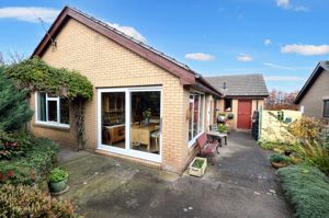 Rear elevation- click for photo gallery